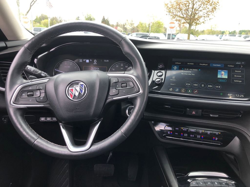 Used 2021 Buick Envision Avenir w/ Technology Package II AWD/4WD image 31