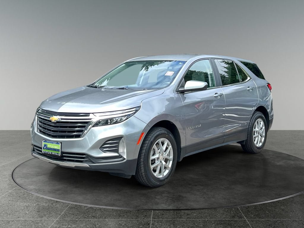 Used 2023 Chevrolet Equinox LT AWD/4WD image 3