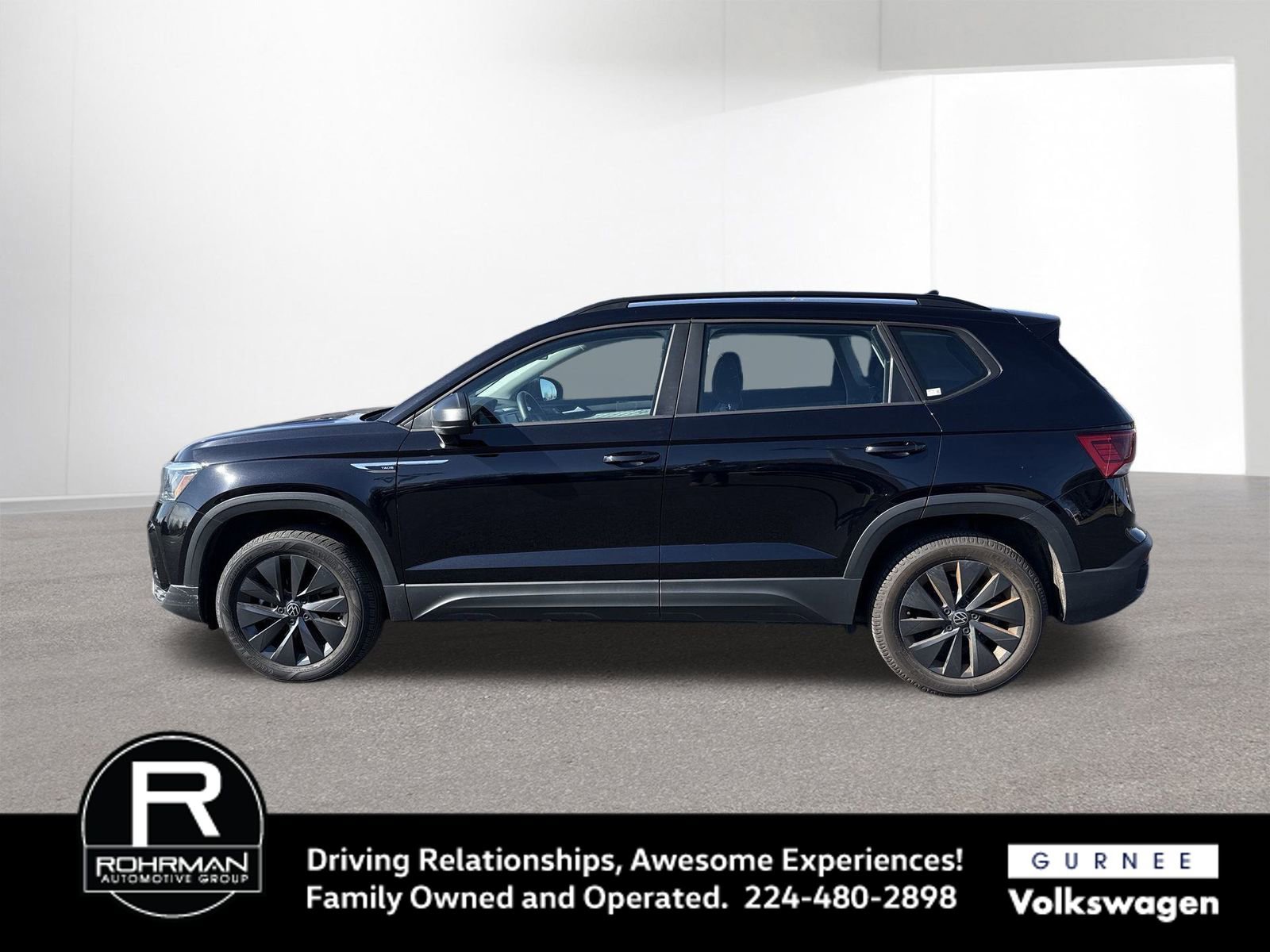 Used 2022 Volkswagen Taos S image 5