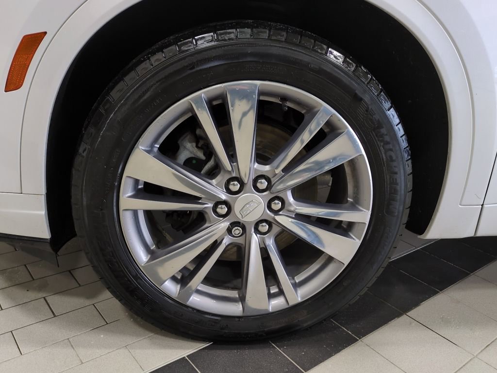 Used 2023 Cadillac XT6 Premium Luxury image 21