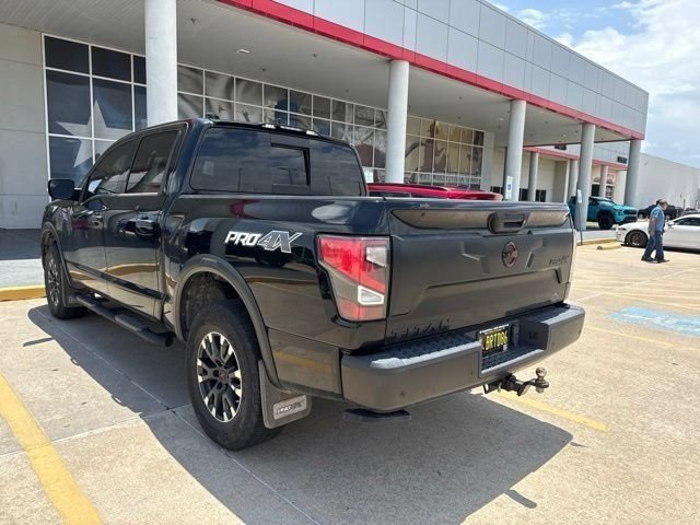 Used 2023 Nissan Titan PRO-4X w/ Pro-4x Convenience Package AWD/4WD image 3
