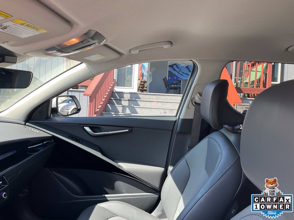 Used 2025 Kia Niro Wind FWD image 21