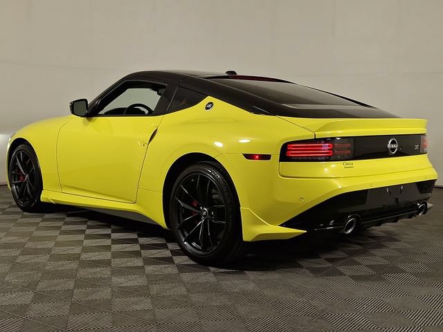 Used 2024 Nissan Z Performance w/ Floor Mat Package RWD image 7