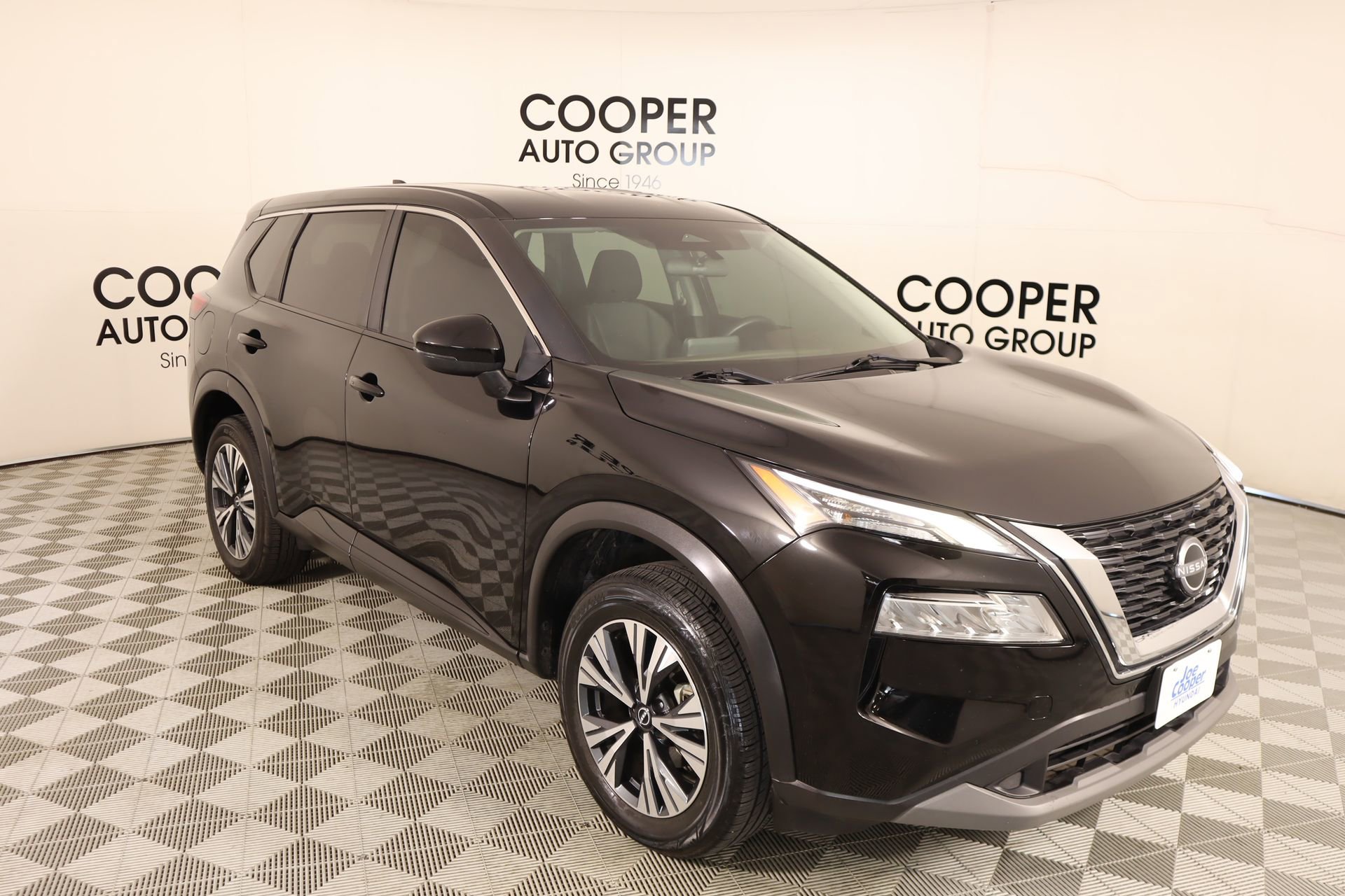Used 2022 Nissan Rogue SV