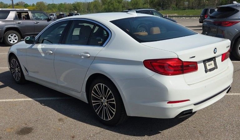 Used 2019 BMW 540i xDrive w/ Convenience Package AWD/4WD image 2