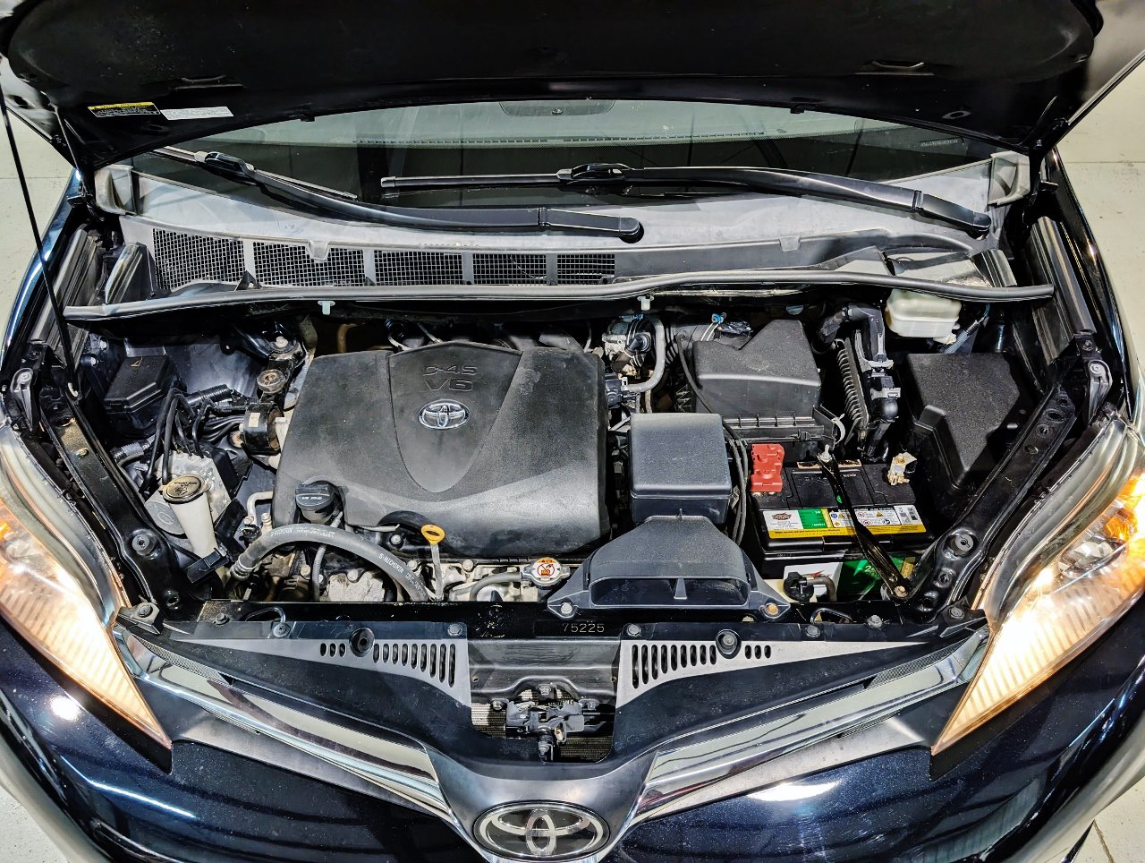 Used 2020 Toyota Sienna LE AWD/4WD image 51