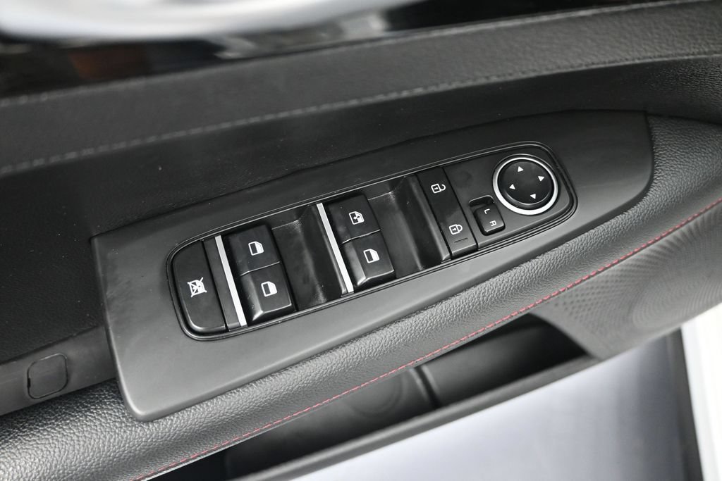 Certified 2023 Kia Forte GT FWD image 11