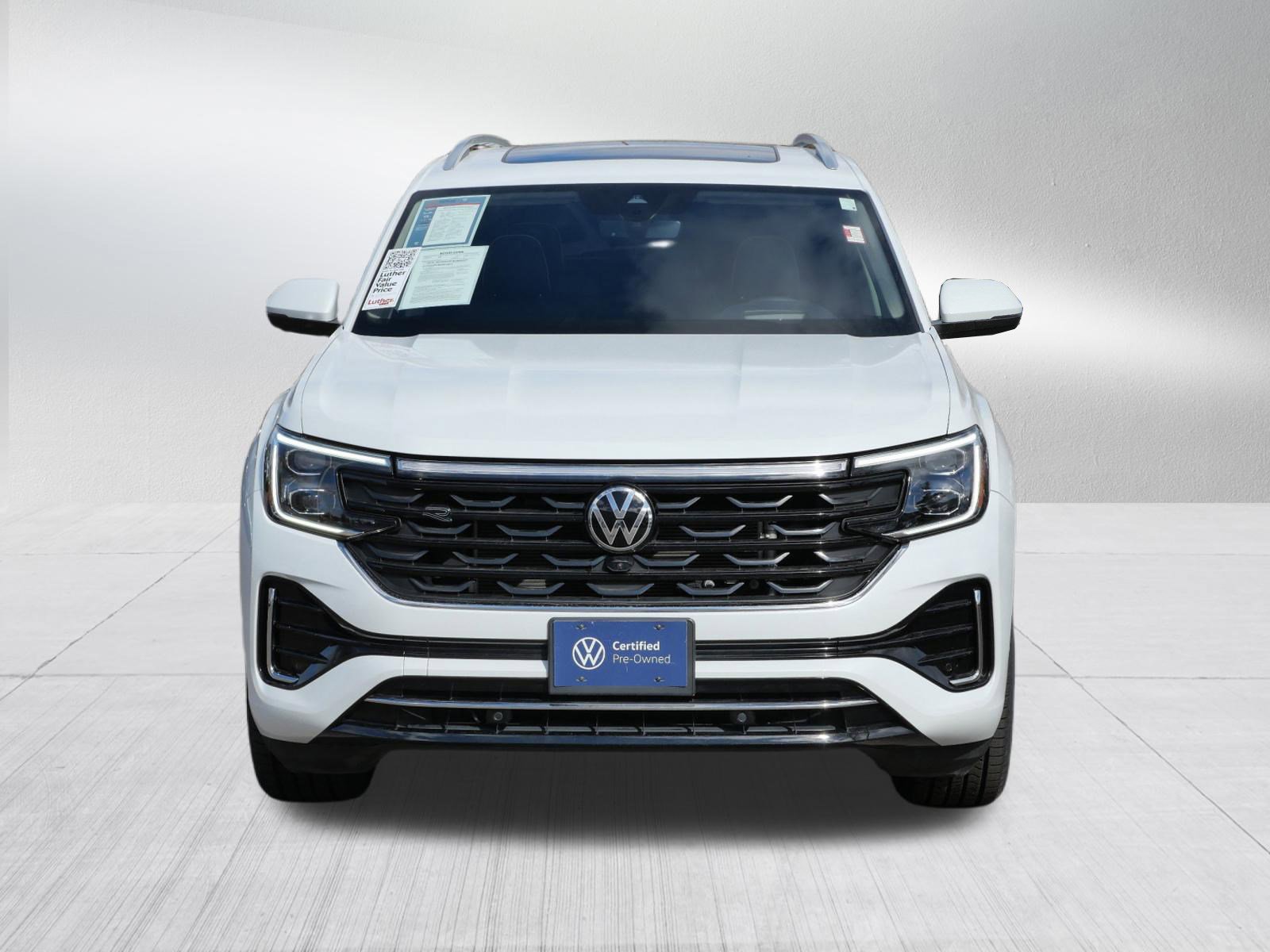 Certified 2024 Volkswagen Atlas SEL Premium R-Line image 2