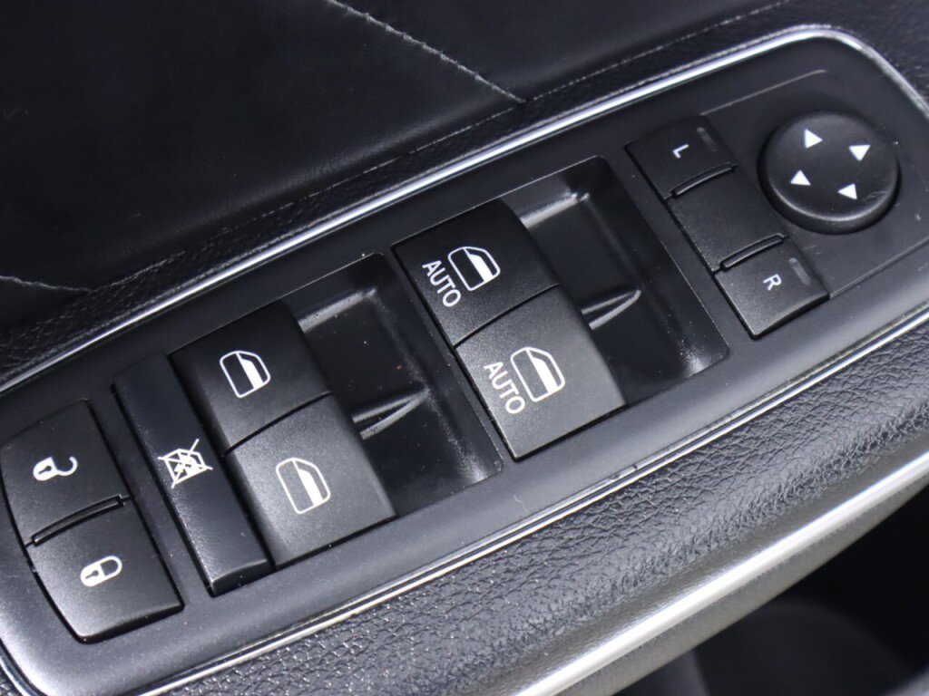 Used 2016 Dodge Charger SXT w/ Plus Group image 28