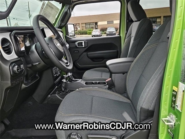 New 2025 Jeep Gladiator Sport image 5