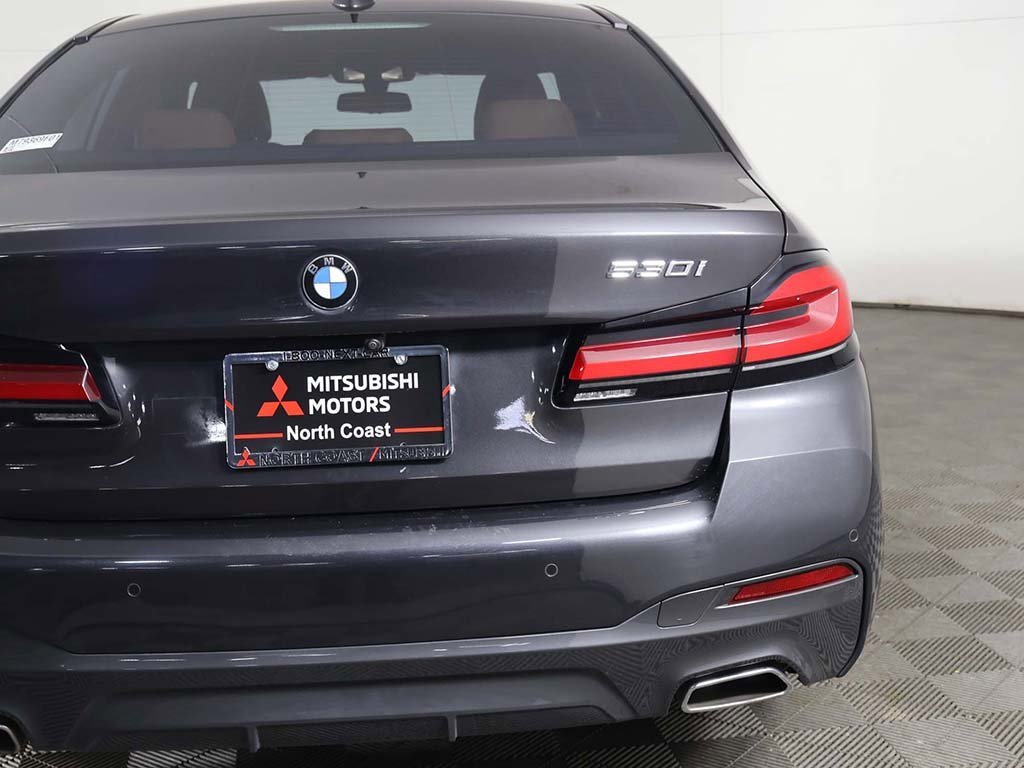 Used 2023 BMW 530i xDrive w/ M Sport Package image 16