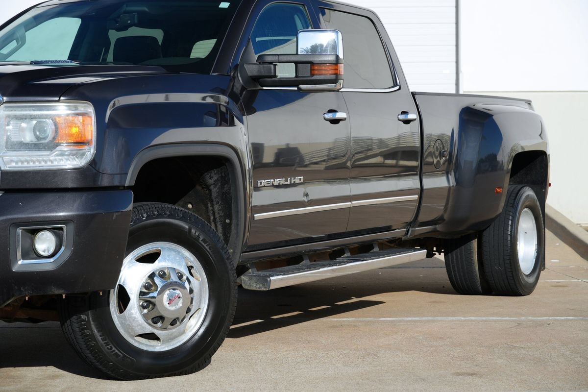 Used 2016 GMC Sierra 3500 Denali w/ Duramax Plus Package AWD/4WD image 23