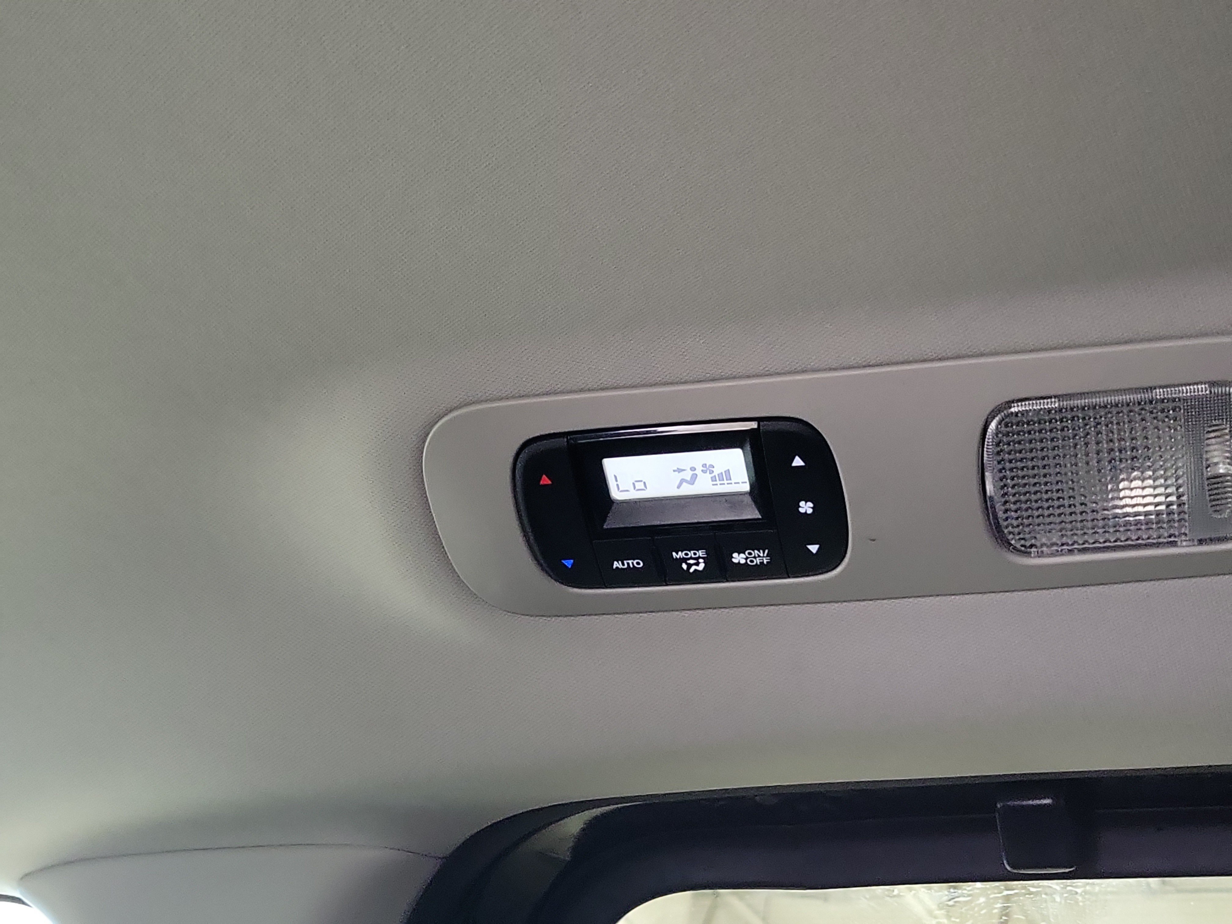 Used 2025 Honda Odyssey EX-L image 15