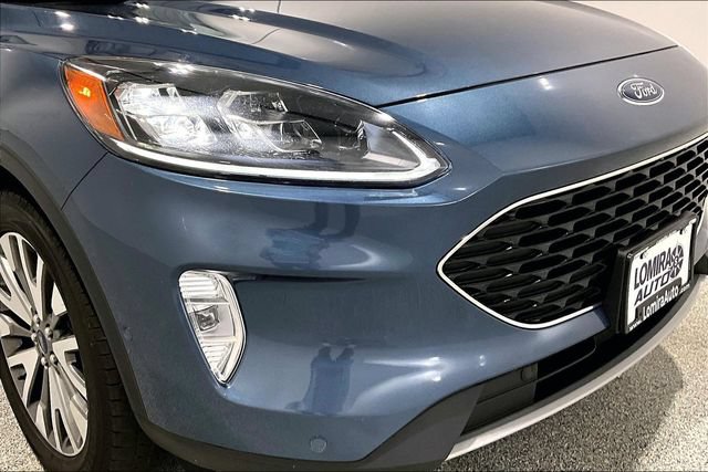 Used 2020 Ford Escape Titanium w/ Titanium Premium Package 2.0 AWD/4WD image 40