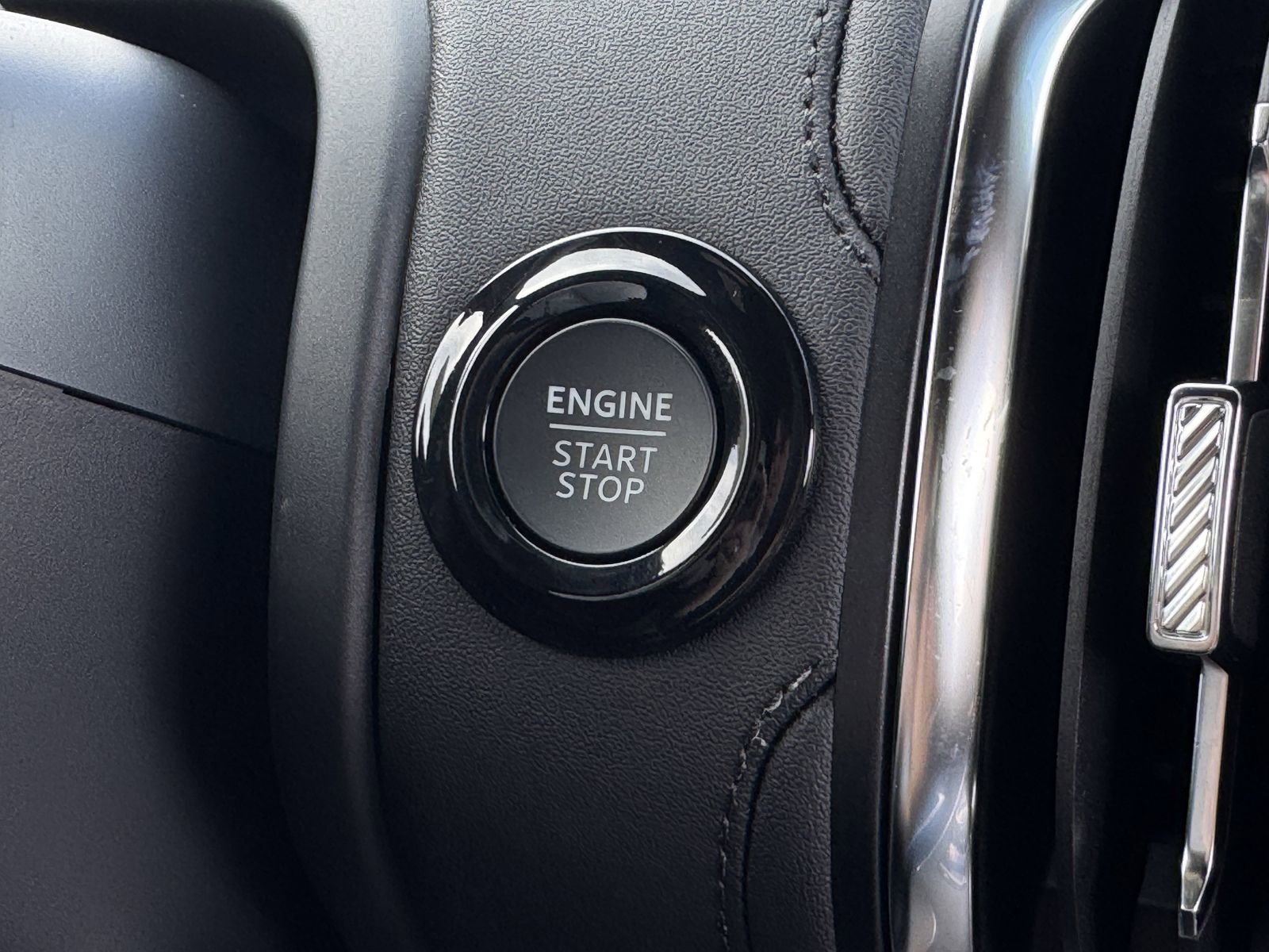 New 2026 Ford Expedition Tremor image 16