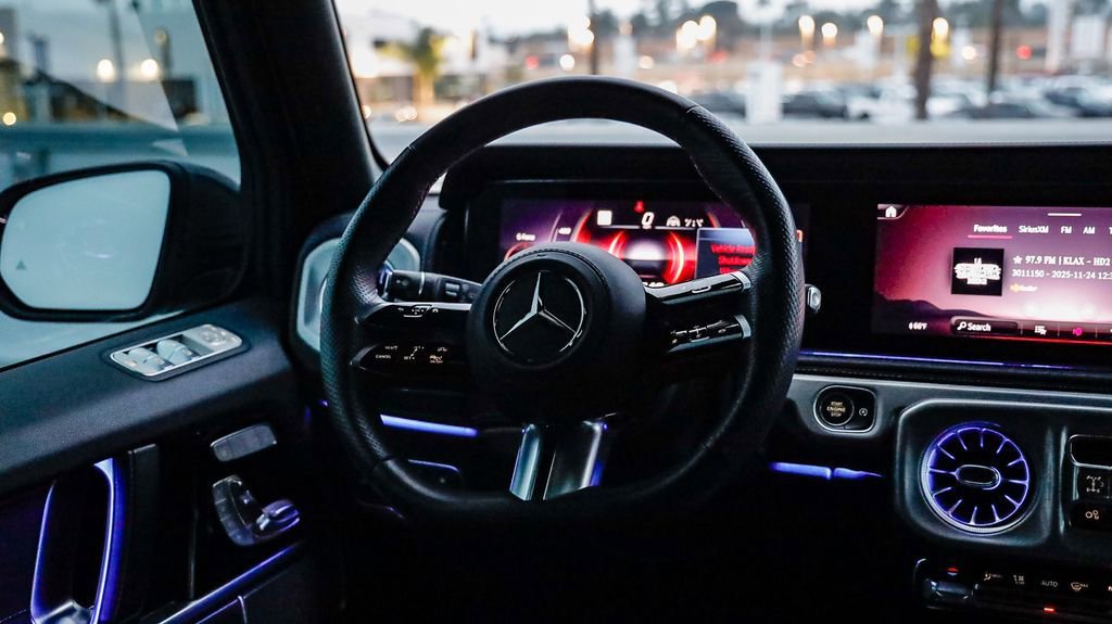 Used 2025 Mercedes-Benz G 550 image 18