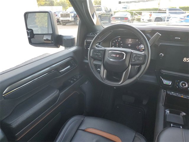Used 2024 GMC Sierra 2500 AT4 w/ AT4 Premium Plus Package image 15
