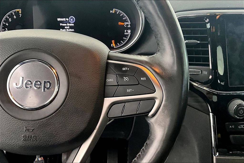 Used 2019 Jeep Grand Cherokee Altitude image 25