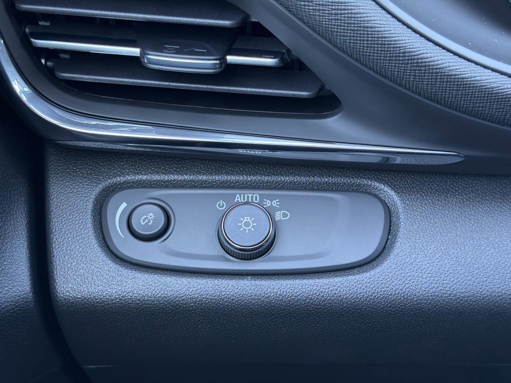 New 2026 Buick Envista Preferred w/ Convenience I Package FWD image 11