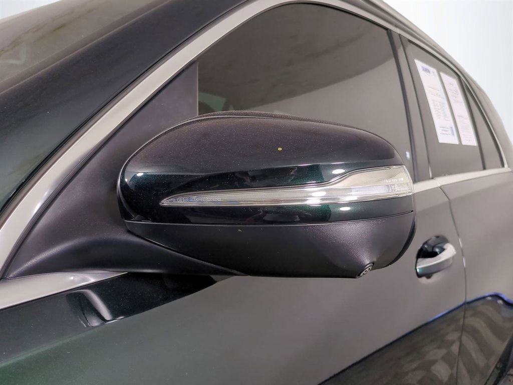 Used 2024 Mercedes-Benz GLE 350 4MATIC w/ Driver Assistance Package image 12