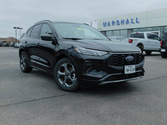 Used 2024 Ford Escape ST-Line image 2