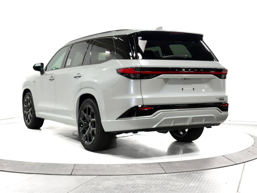 New 2026 Lexus TX 500h AWD image 10