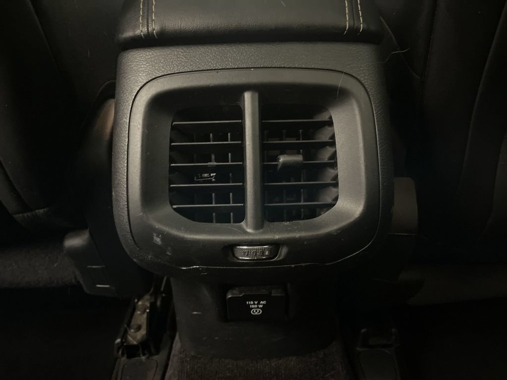Used 2018 Jeep Cherokee Limited AWD/4WD image 15