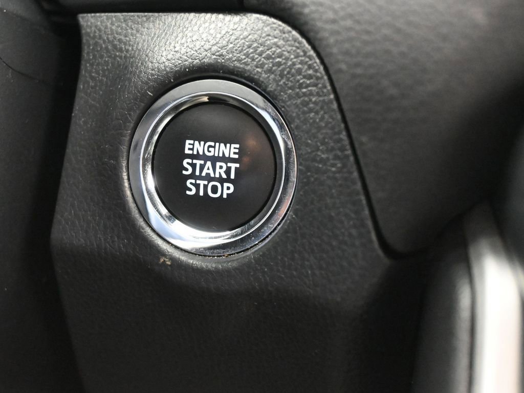 Used 2024 Toyota RAV4 XLE image 32