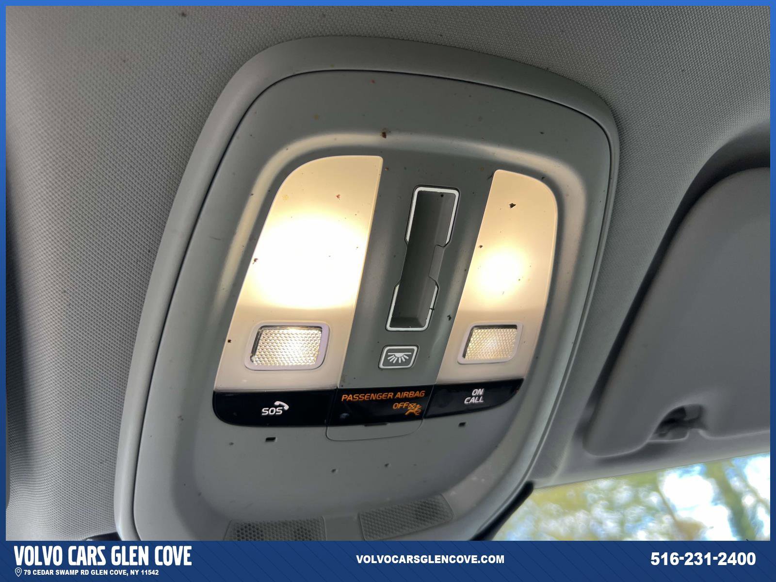 Used 2022 Volvo XC60 B5 Momentum w/ Climate Package image 33