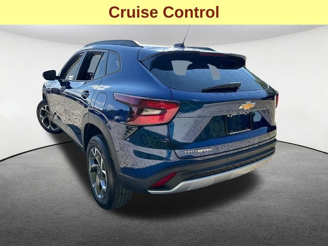 Certified 2024 Chevrolet Trax LT w/ LT Convenience Package FWD image 10