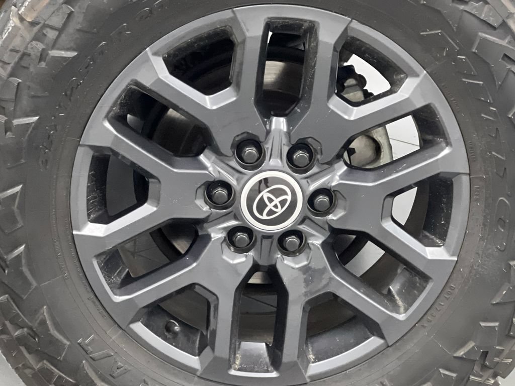 Used 2024 Toyota Tundra Platinum RWD image 71