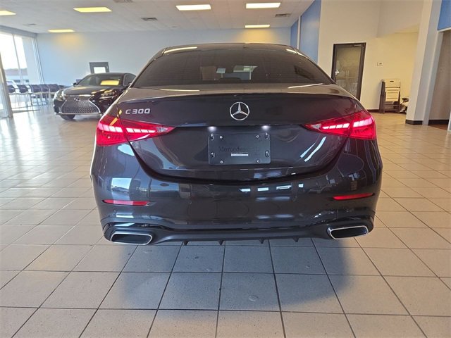 Used 2023 Mercedes-Benz C 300 Sedan image 7