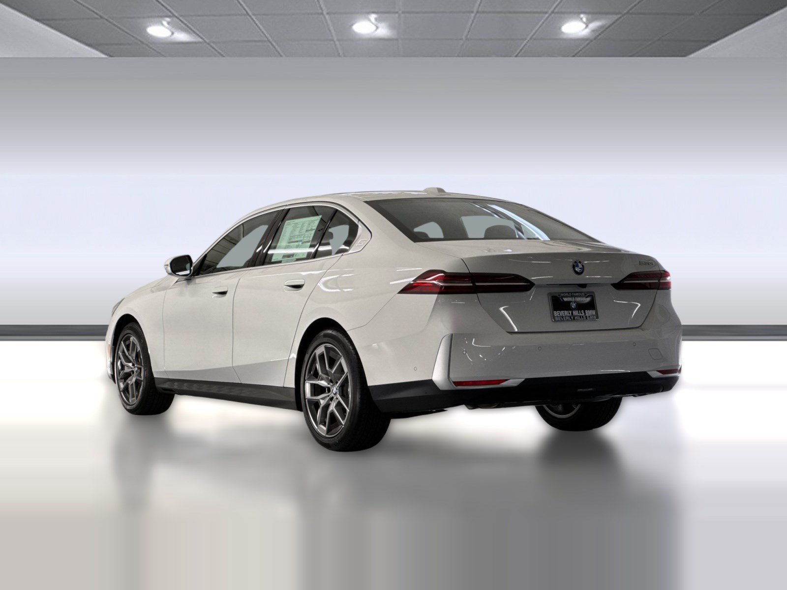 Used 2026 BMW 530i w/ Premium Package RWD image 3