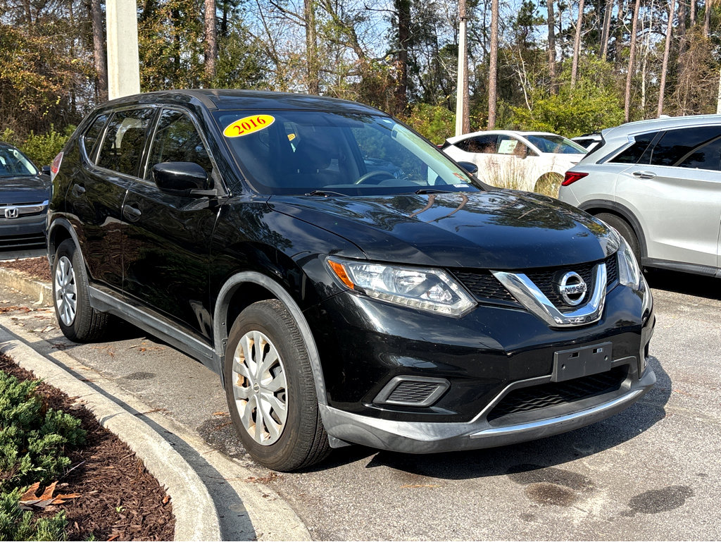 Used 2016 Nissan Rogue S image 19