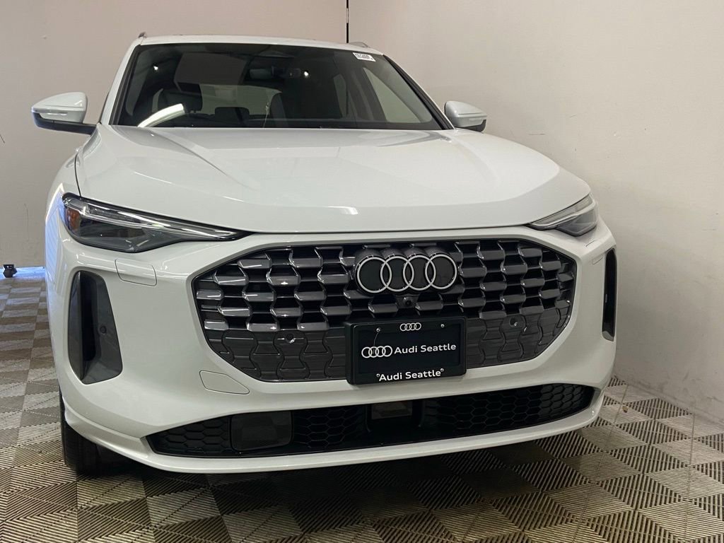 New 2025 Audi Q5 Premium Plus image 2