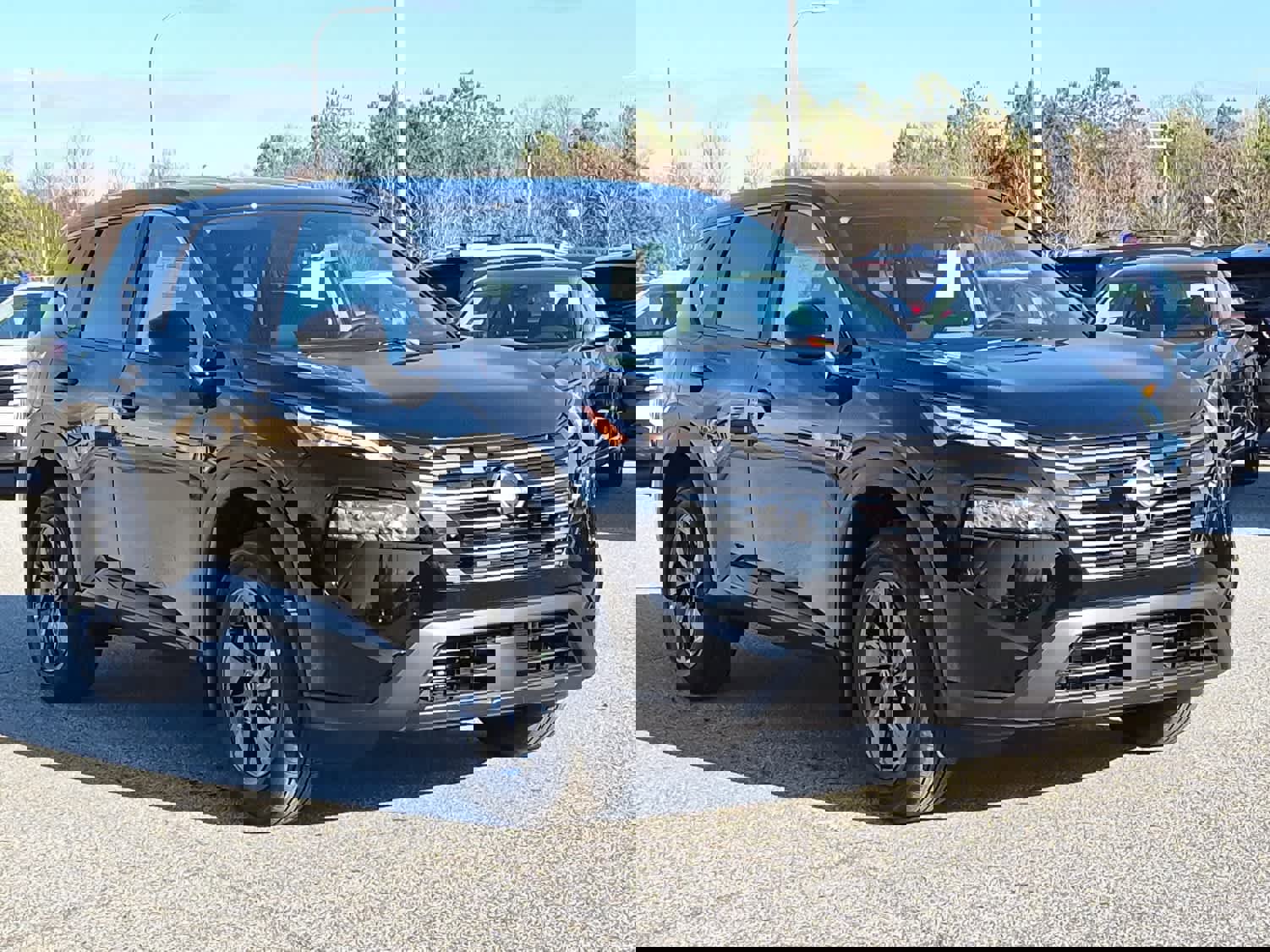 New 2026 Nissan Rogue SV w/ Cold Weather Package AWD/4WD image 2