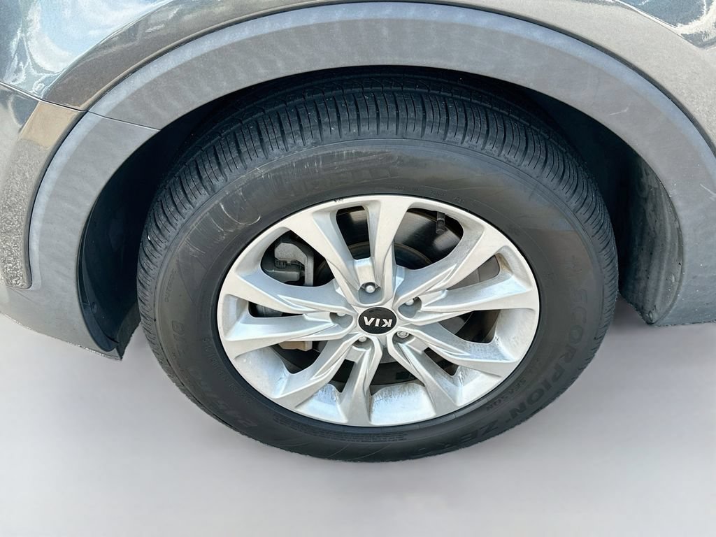 Used 2021 Kia Telluride LX AWD/4WD image 30