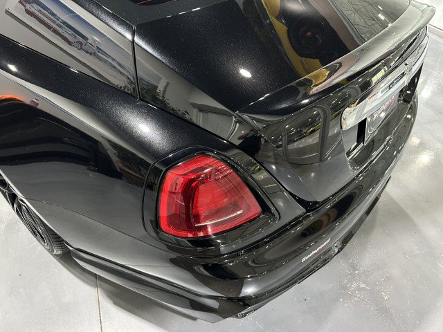 Used 2015 Rolls-Royce Wraith RWD image 38