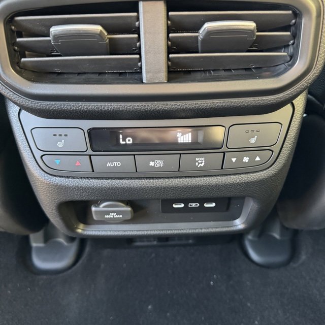 New 2026 Honda Ridgeline Black Edition image 18