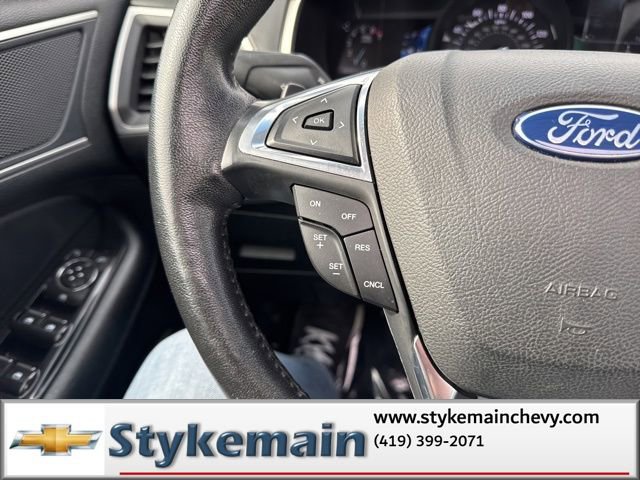 Used 2017 Ford Edge SEL w/ Equipment Group 201A image 45