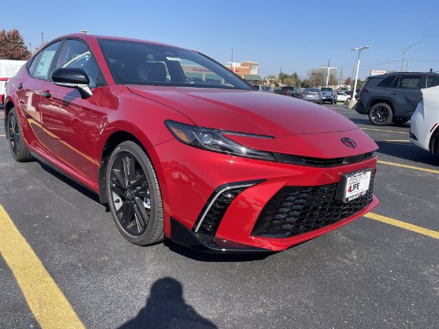 New 2026 Toyota Camry Hybrid AWD/4WD image 10