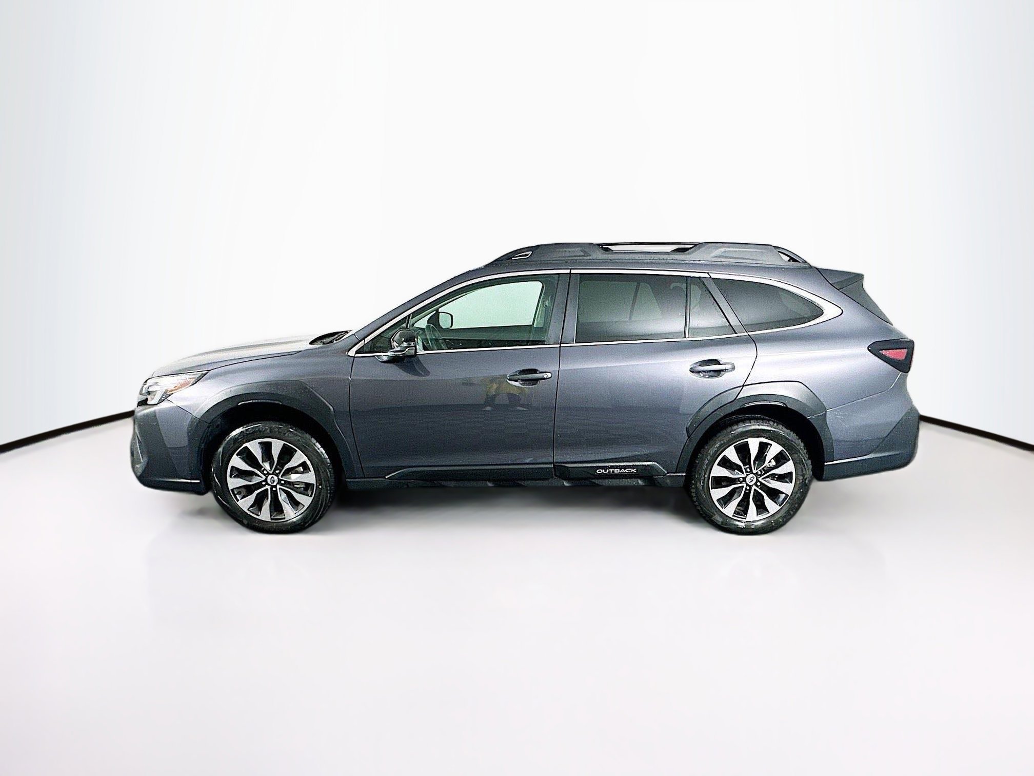 Used 2024 Subaru Outback Limited image 4