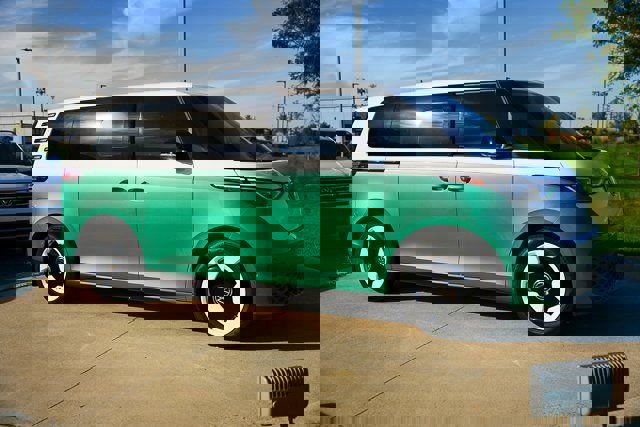 New 2025 Volkswagen ID. Buzz 1st Edition image 41