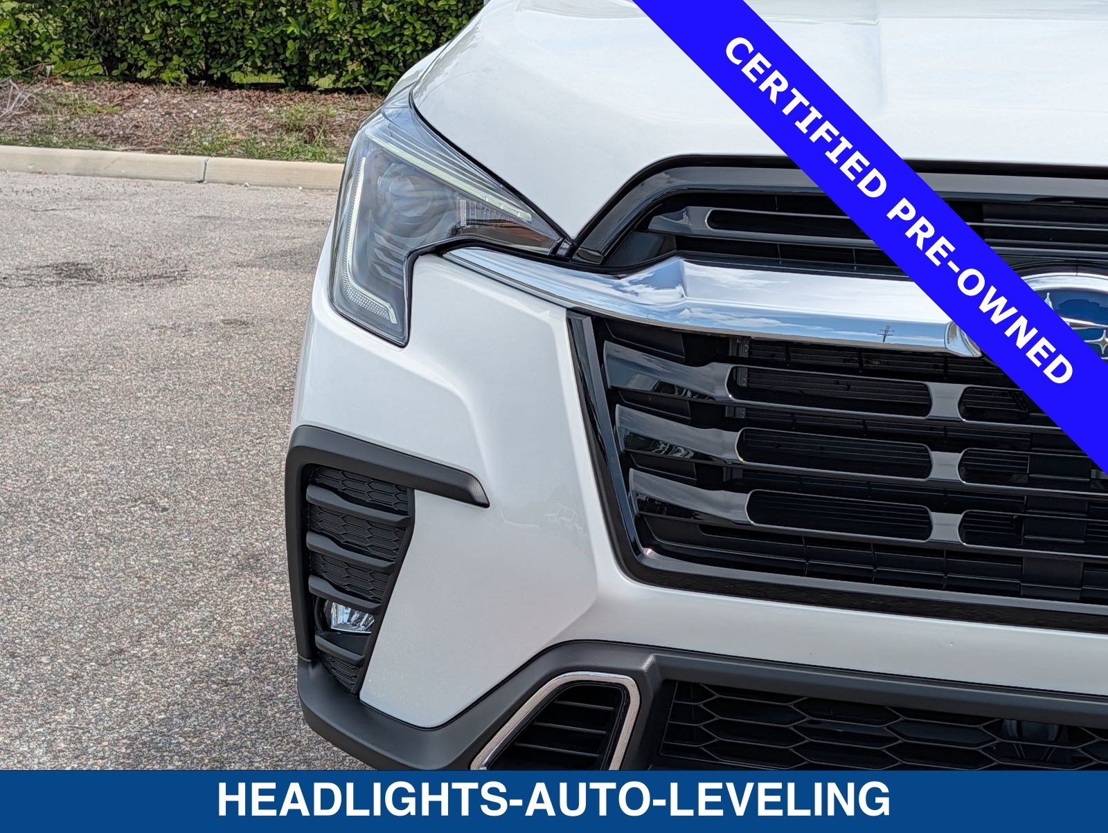 Used 2025 Subaru Ascent Touring AWD/4WD image 10