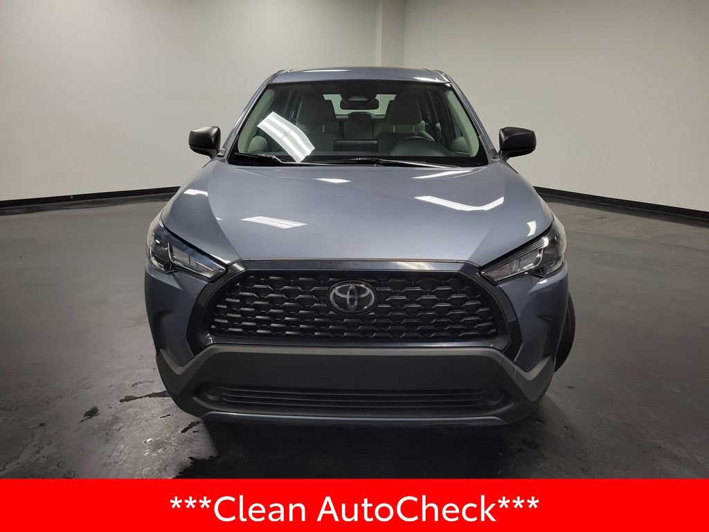 Used 2024 Toyota Corolla Cross L image 3