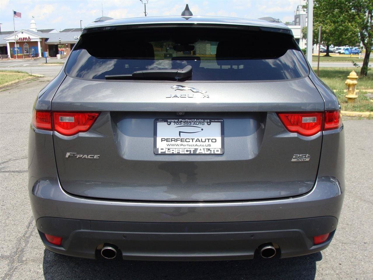 Used 2019 Jaguar F-PACE Premium AWD/4WD image 5