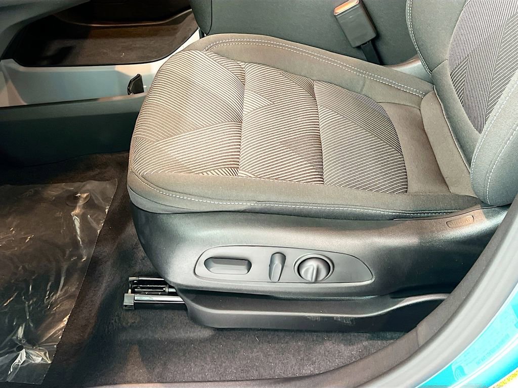 New 2027 Chevrolet Bolt LT FWD image 18