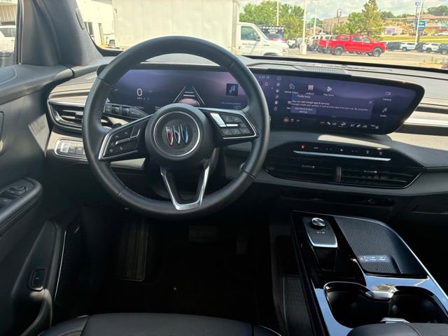 Used 2025 Buick Enclave Preferred FWD image 2