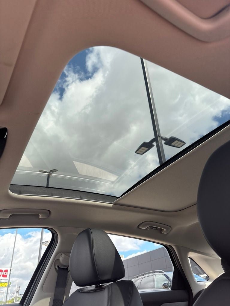 Used 2025 Kia K5 EX FWD image 23