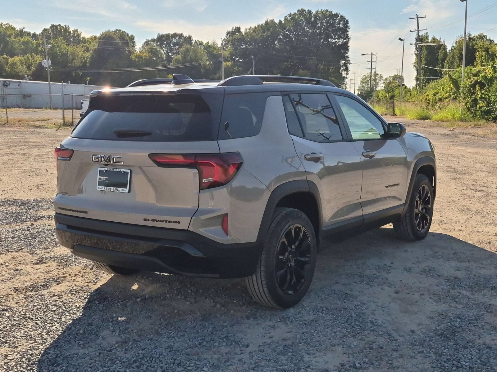 New 2027 GMC Terrain Elevation w/ Elevation Premium Package AWD/4WD image 6